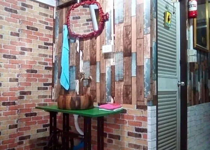 Ban Kru Ae Mixed Dorm